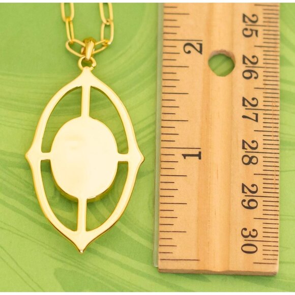 Vintage Oval Pearl Cross Gold Tone Necklace 30 inch - W18 - Picture 3 of 3